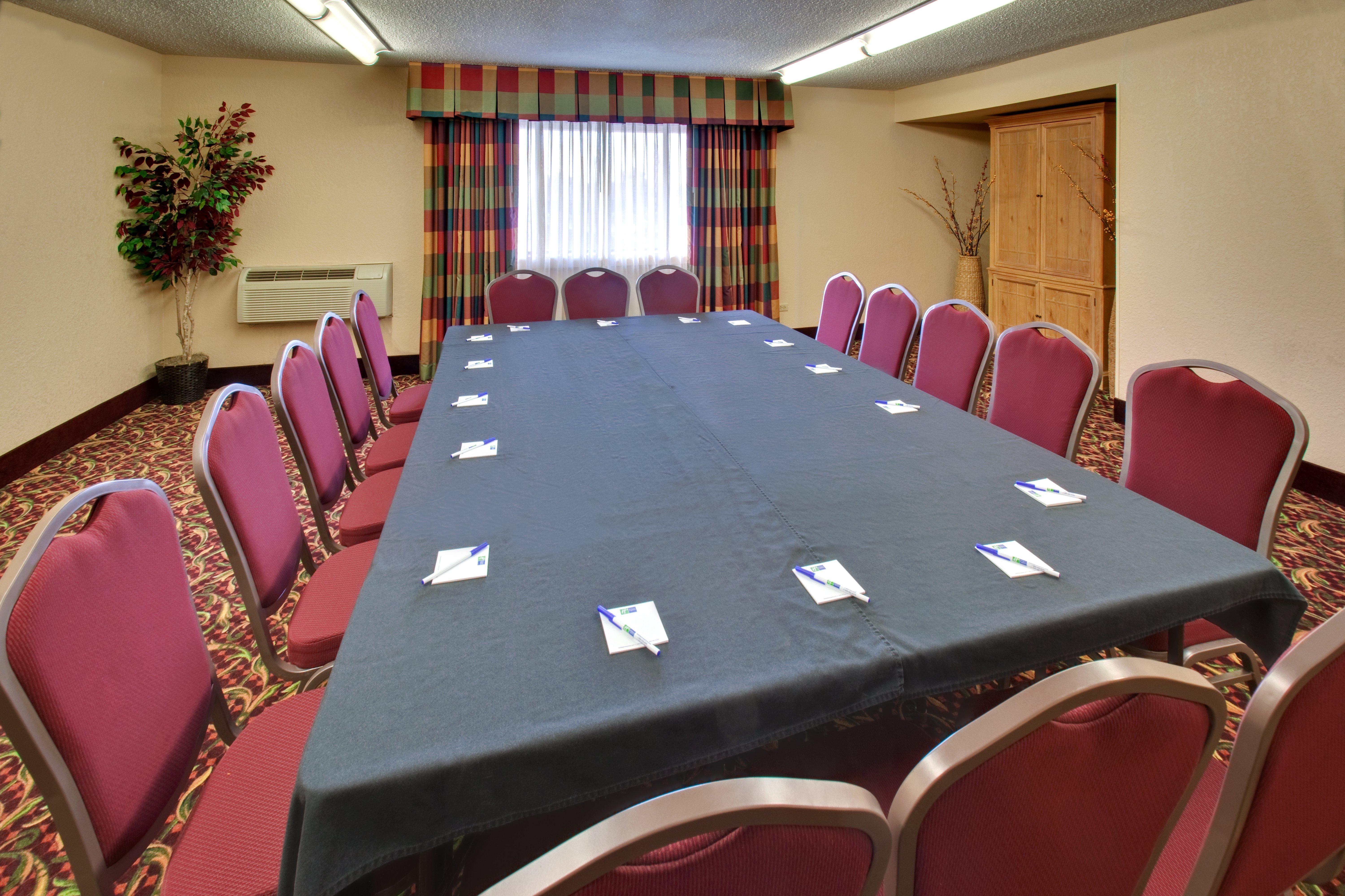Holiday Inn Express Chicago-Downers Grove By Ihg Udogodnienia zdjęcie