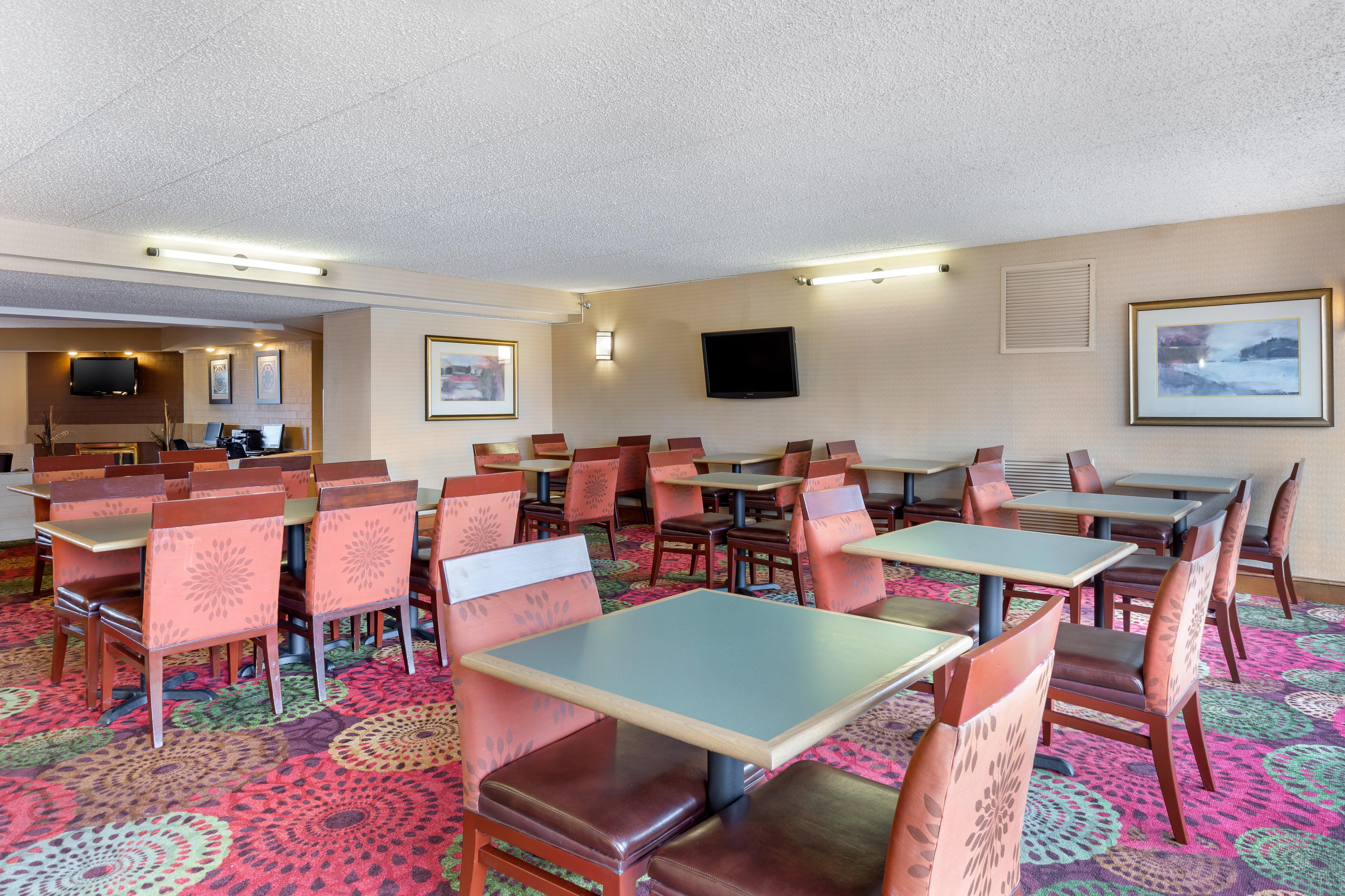 Holiday Inn Express Chicago-Downers Grove By Ihg Zewnętrze zdjęcie