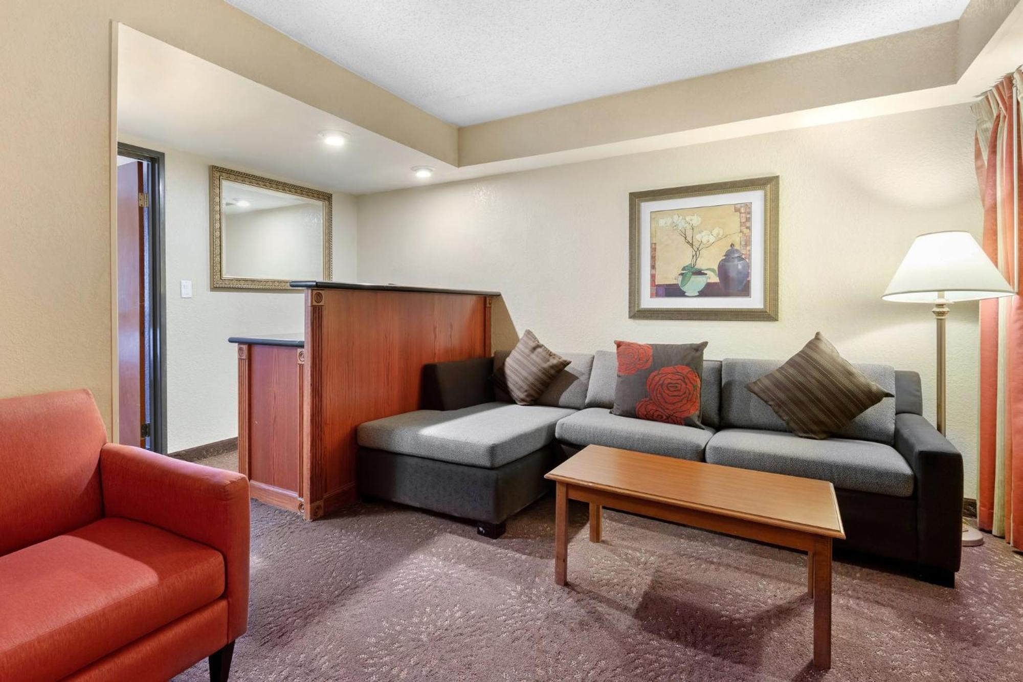 Holiday Inn Express Chicago-Downers Grove By Ihg Zewnętrze zdjęcie