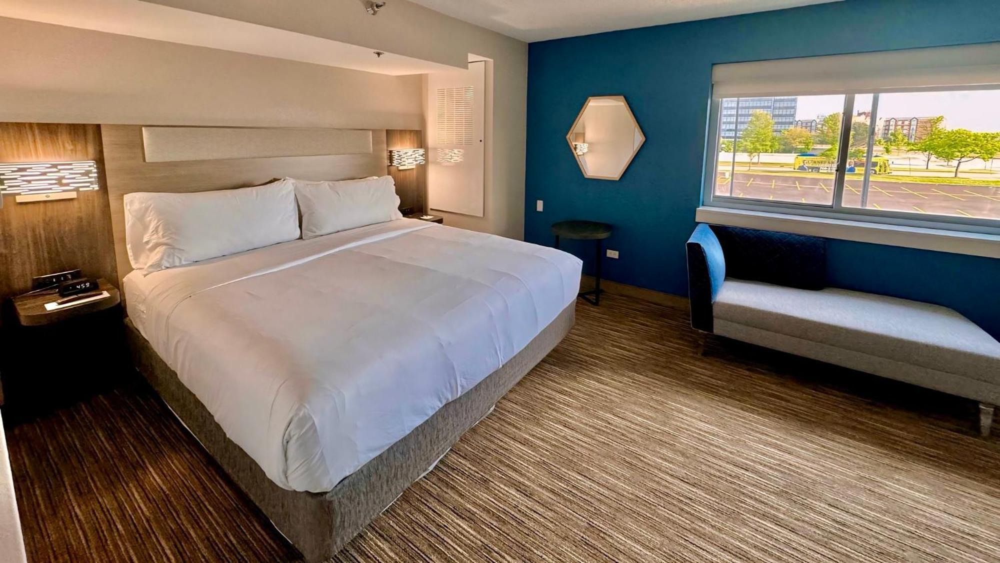 Holiday Inn Express Chicago-Downers Grove By Ihg Zewnętrze zdjęcie