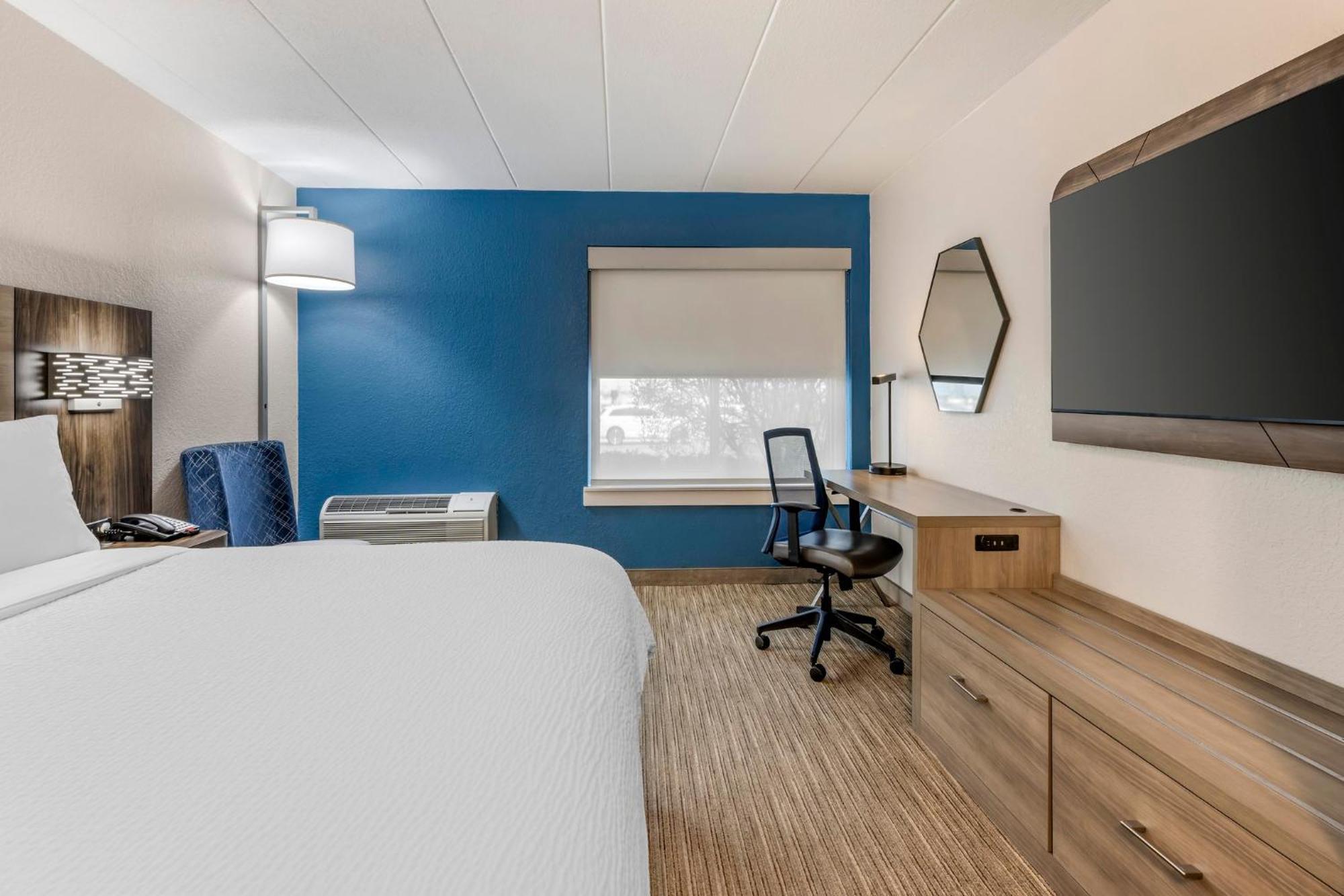 Holiday Inn Express Chicago-Downers Grove By Ihg Zewnętrze zdjęcie