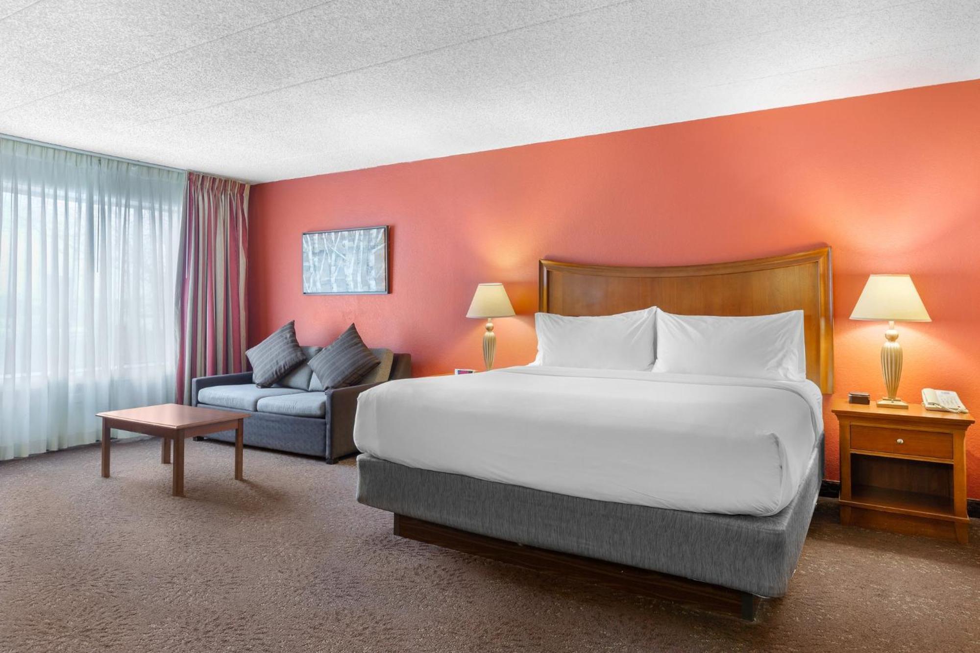 Holiday Inn Express Chicago-Downers Grove By Ihg Zewnętrze zdjęcie