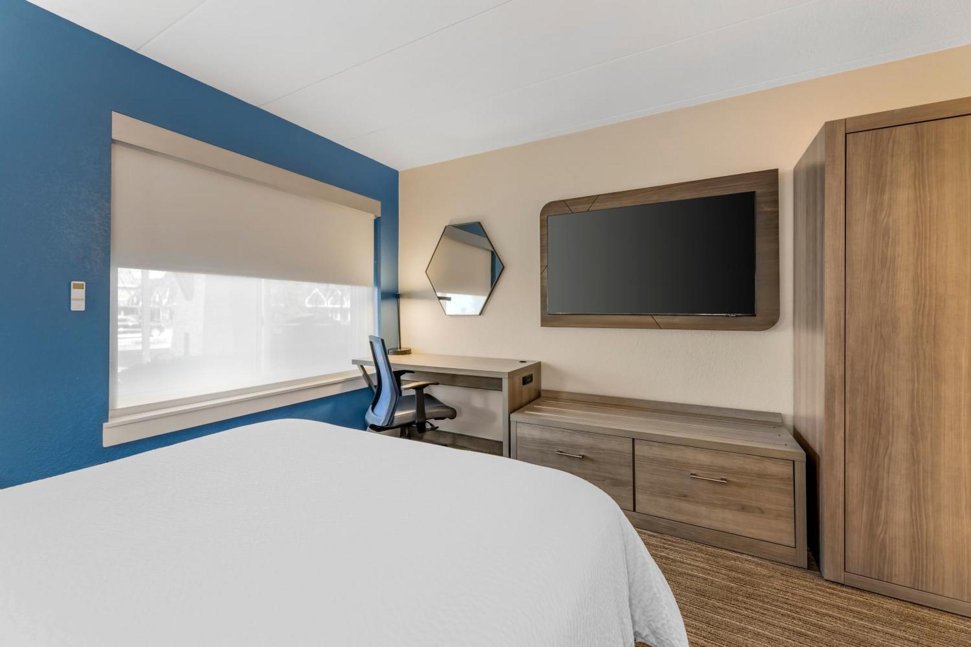 Holiday Inn Express Chicago-Downers Grove By Ihg Zewnętrze zdjęcie